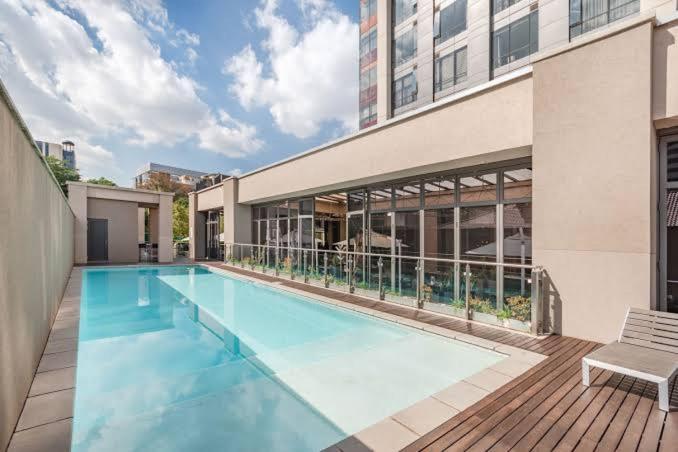 Sandton Skye Apartments Joanesburgo Exterior foto